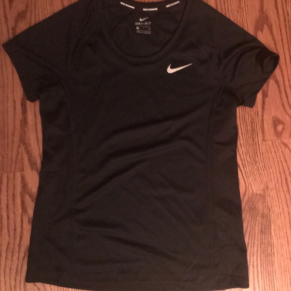 NIKE DRI-FIT TEE